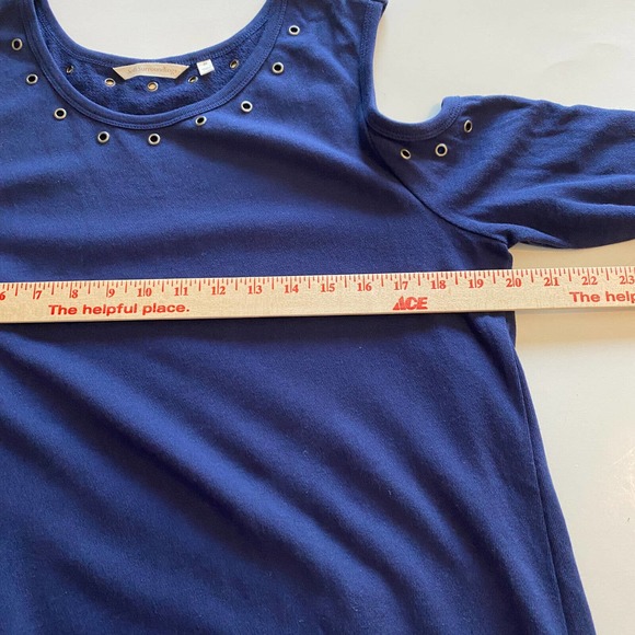 Soft Surroundings Cold Shoulder Top Sz M Knit Navy Blue Grommet Long Sleeve - Picture 7 of 8